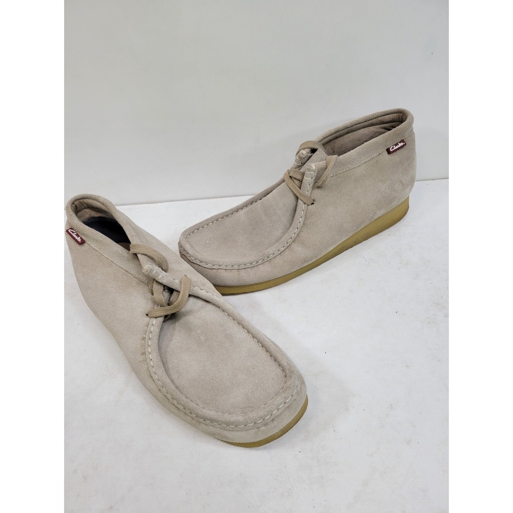 Clarks Stinson Lo Beeswax Suede Chukka Wallabee Boots Men's US 10.5 M Beige...